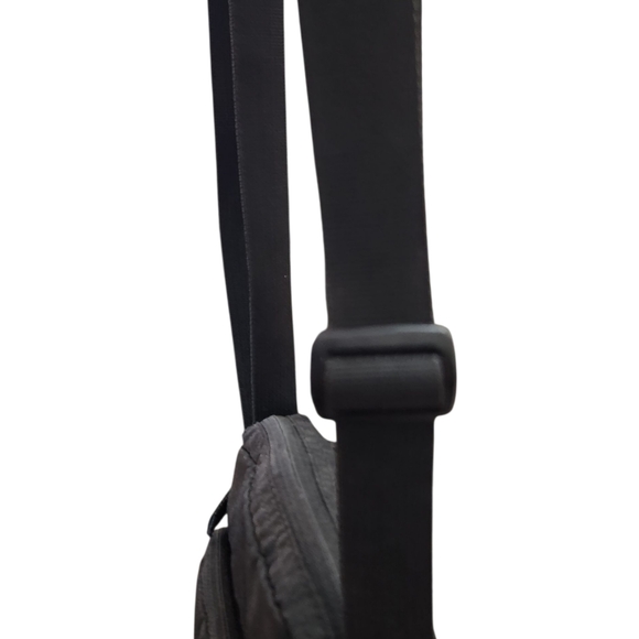 Eddie Bauer Jasper Nylon Black Crossbody Bag EuC - Picture 6 of 9